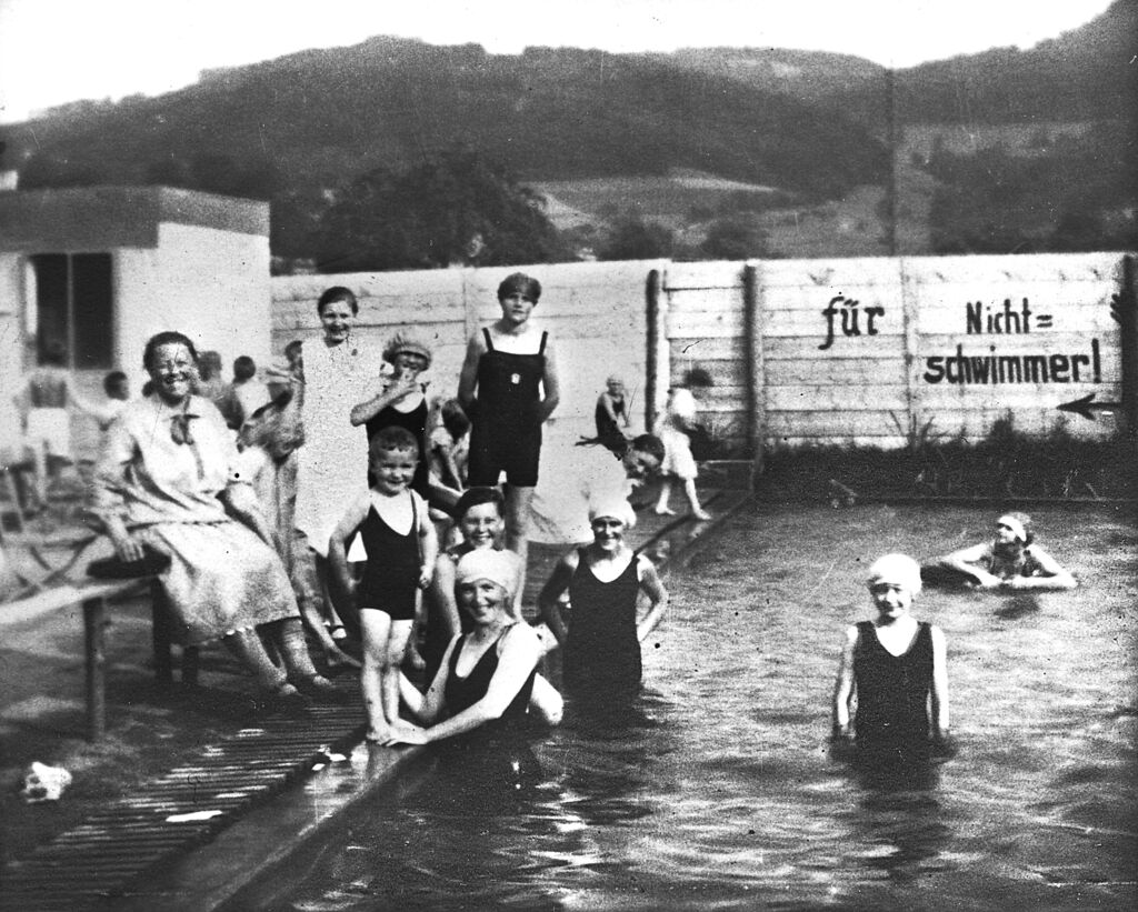 Repro: Walter Koepff